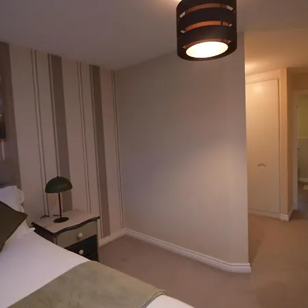 Сasa de vacaciones Luxury, Family-friendly With Garden *